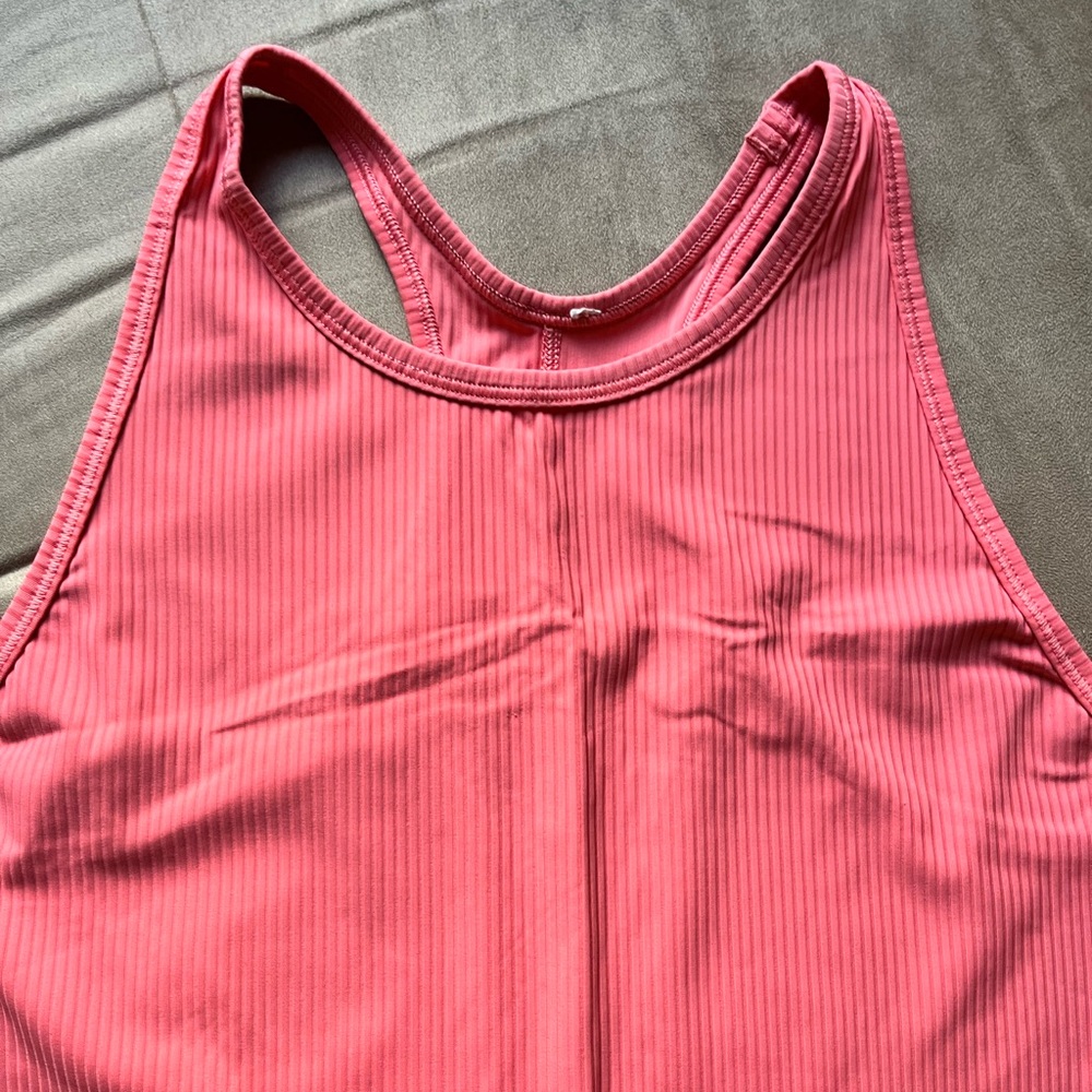 Lululemon Base Pace ribbed tank - Picture 3 of 4